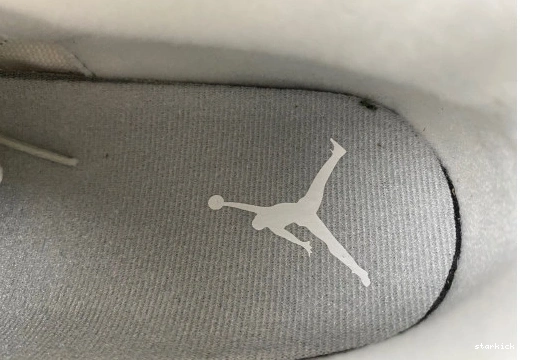“Ivory” Jordan Craft FJ9479-100 Air 3 FJ9479-100 0502